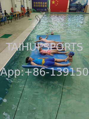 卸売フォーム浮遊水マット ユリパッド プールフロート 空気注入不要 水浮遊マット